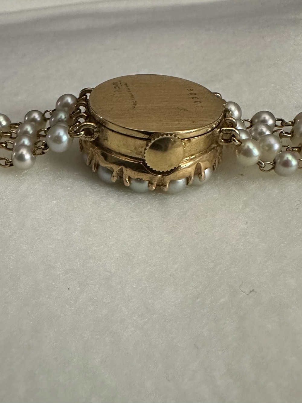Rare Vintage Lucien Piccard 14k Gold and Pearl Women’s Watch - Picture 8 of 10